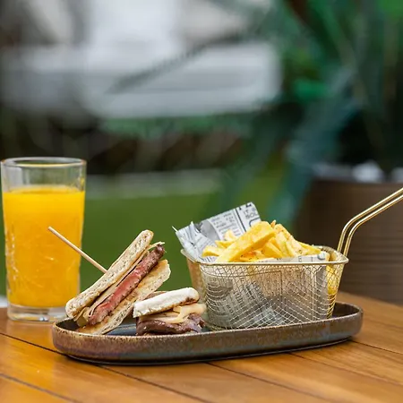 Hotel Cristal 4*