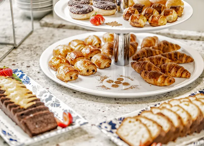 크리스탈 포르토 호텔 4*