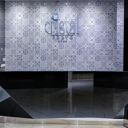 Cristal Hotel 4*