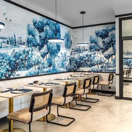 Cristal Hotel 4*