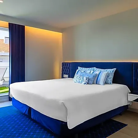 Ξενοδοχείο Cristal 4*