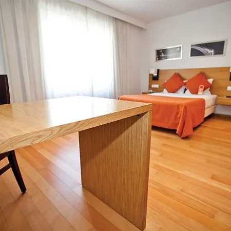 Hotel Cristal 4*